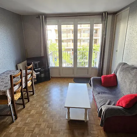 Appartement 2 Couchages Pour 4 Personnes - Completement Equipe Saint-Priest  Exterior photo